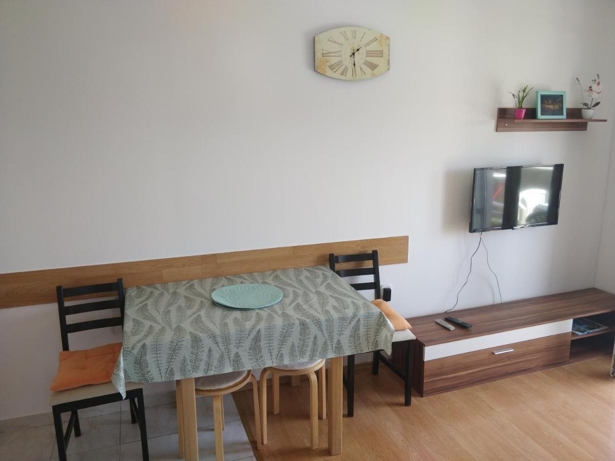 Apartments Booky Novalja Luaran gambar