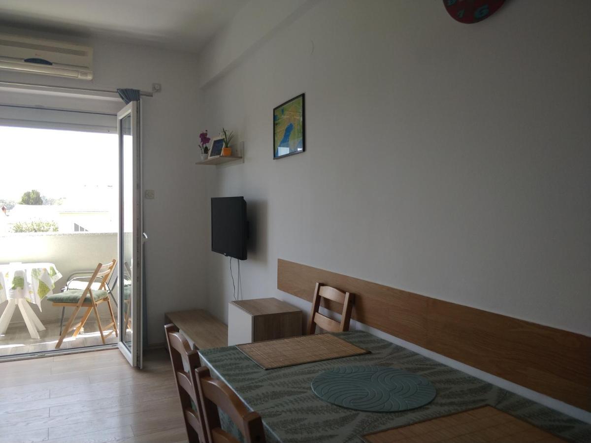 Apartments Booky Novalja Luaran gambar